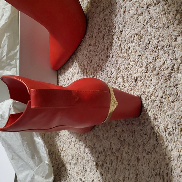 NEW 1 STATE Leather Booties - Picture 5 of 7